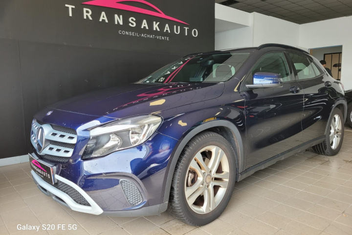 MERCEDES GLA