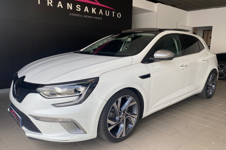 RENAULT MEGANE IV BERLINE