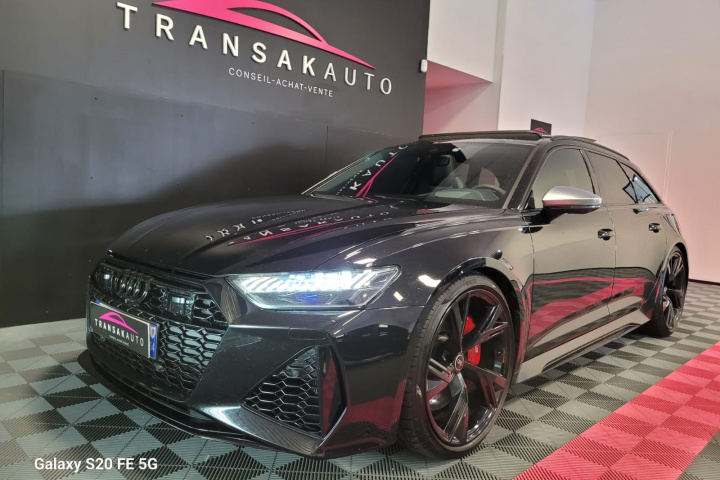 AUDI RS6 AVANT