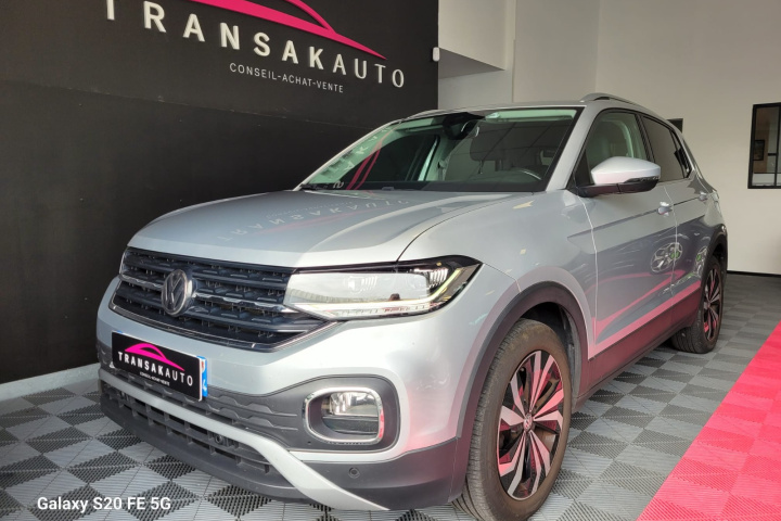 VOLKSWAGEN T-CROSS