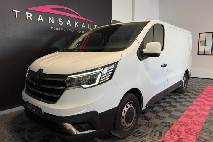 RENAULT TRAFIC FOURGON