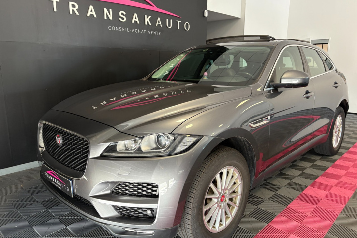 JAGUAR F-PACE