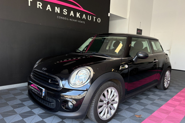 MINI HATCH R56